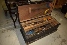 A vintage joiners toolbox and contents