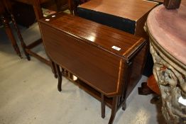 An Edwardian mahogany and inlaid gateleg occasional table, width approx. 61cm