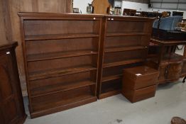 Two traditional oak bookcases, very clean, width of each approx. 107cm