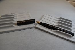 A John Bull Pen Self-filling safety leverfill fountain pen in BHR. Approx 13.5cm