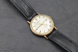 A gent's 9ct gold wrist watch by Rotary having baton numeral dial with date aperture to champagne
