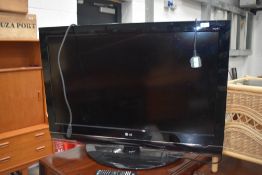 An LG TV, 37'