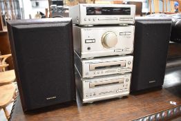 A Technics HD301 micro hifi