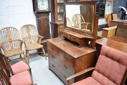 A Victorian mahogany dressing table having two under mirror drawers and two over two drawer base,