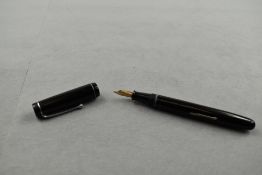 A Summit Cadet S100 leverfill fountain pen in black with single band to the cap having Summit 14ct
