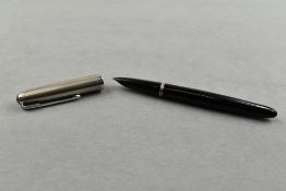 A Parker 51 fountain pen in black with steel cap (Engraved). Approx 13.7cm