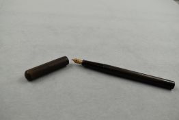 A De La Rue Onoto the Pen plunger fill fountain pen in BHR(discoloured) with clipless cap. Approx