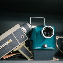 Vintage and Collectable Cameras and Photographic Equipment 4