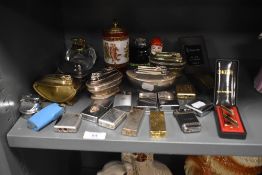 20th century cigarette and cigar lighters including Ronson, Kingsway and Italian