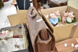 20th century leather bound briefcase or Gladstone style bag