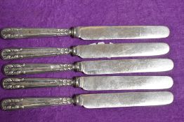 A set of five late Victorian fruit knives having HM silver handles