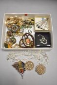 A selection of jewellery, hatpins, broaches etc