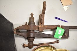 An S Thompson blacksmith vice