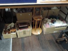 A good collection of wool working tools and devices with four boxes of wool including Teaser, spools