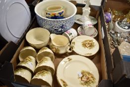 A selection of ceramics including Alfred Meakin