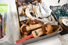 A selection of mixed wooden treen items
