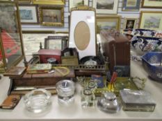 A good collection of 20th century desk top items including glass ink wells, pen knives, gallery