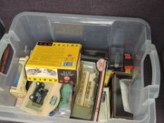 A box of modern diecasts including EFE Buses, 1:76 scale Classix, Vanguards Whitbread Set, Lledo
