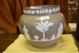 A 19th century sprigged buff pottery vase, in the manner of Dudson or Wedgwood, 19CM.