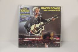 A David Bowie vinyl album - Man , i'm in danger Scheessel 25 / 06 / 2004 - double coloured vinyl
