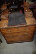 A Late Victorian dressing table set having chest of three doors AF