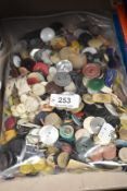 Over one Kg of vintage and antique buttons, mixed styles, sizes and colours.