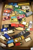 A selection of collectable cars, Corgi and Dinky toys amongst this lot.