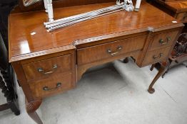 An early 20th Century mahogany dressing table