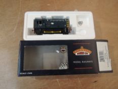 A Bachmann 32-111A 00 gauge 08 Diesel Shunter 08375 BR Blue Hinged Door Type , boxed
