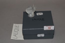 A 20th century Lalique glass figure study of a robin bird, with box and certificate.