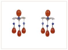 PAIRE DE PENDANTS D'OREILLES