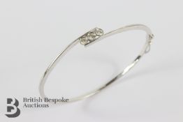 18ct White Gold Three Stone Diamond Bangle