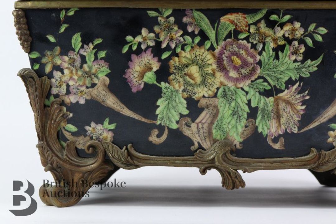20th Century Ceramic Jardiniere and Cover - Image 4 of 9