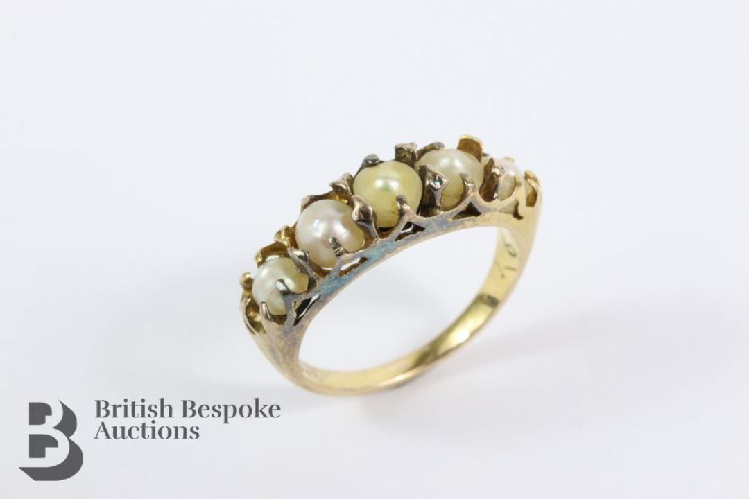 14/15ct Gold Pearl Ring - Image 1 of 3