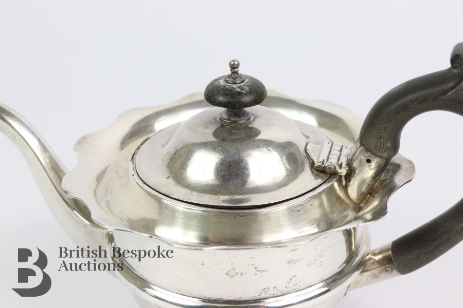 Silver Bachelor Tea Pot - Image 5 of 6