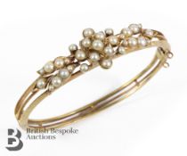 Edwardian 14/15ct Gold Pearl Bangle