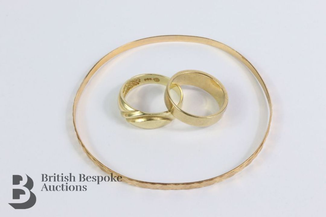 Miscellaneous Gold Jewellery - Image 1 of 3