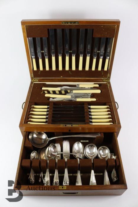 William Hutton & Sons Canteen of Cutlery - Image 2 of 4
