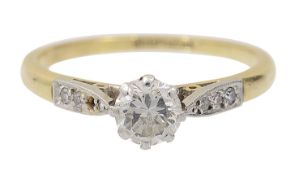 A diamond single stone ring