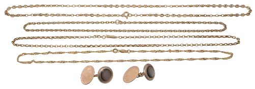 A 18ct yellow gold wedding band