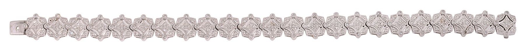A diamond-set flexible line bracelet
