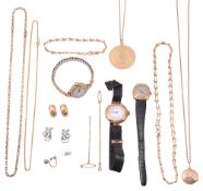 A collection of assorted 9ct gold items