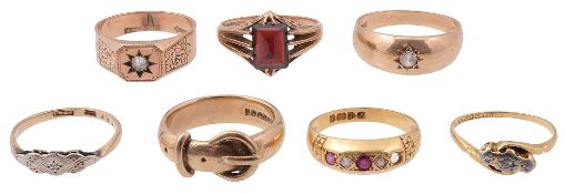 Two 18ct gold yellow rings and five 9ct gold rings