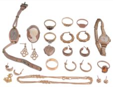 A collection of jewellery including 9ct gold, 18ct band and others