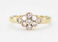 HALLMARKED 9CT GOLD & DIAMOND CLUSTER RING