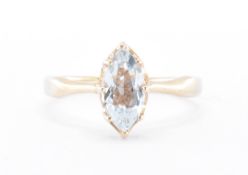 9CT GOLD & AQUAMARINE SOLITAIRE RING