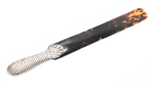 VICTORIAN TORTOISE SHELL & SILVER HANDLED PAGE TURNER