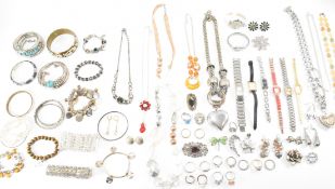 COLLECTION OF VINTAGE COSTUME JEWELLERY