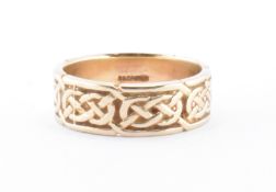 HALLMARKED 9CT GOLD CELTIC KNOT BAND RING