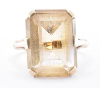 HALLMARKED 9CT GOLD & CITRINE DRESS RING